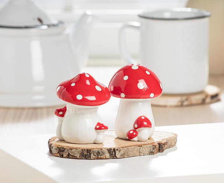 Red Dot Mushroom Salt + Pepper Shaker