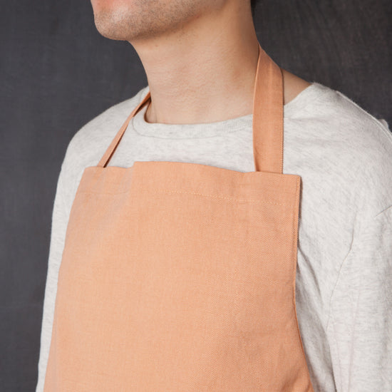 Apron Stonewash Heirloom Nectar
