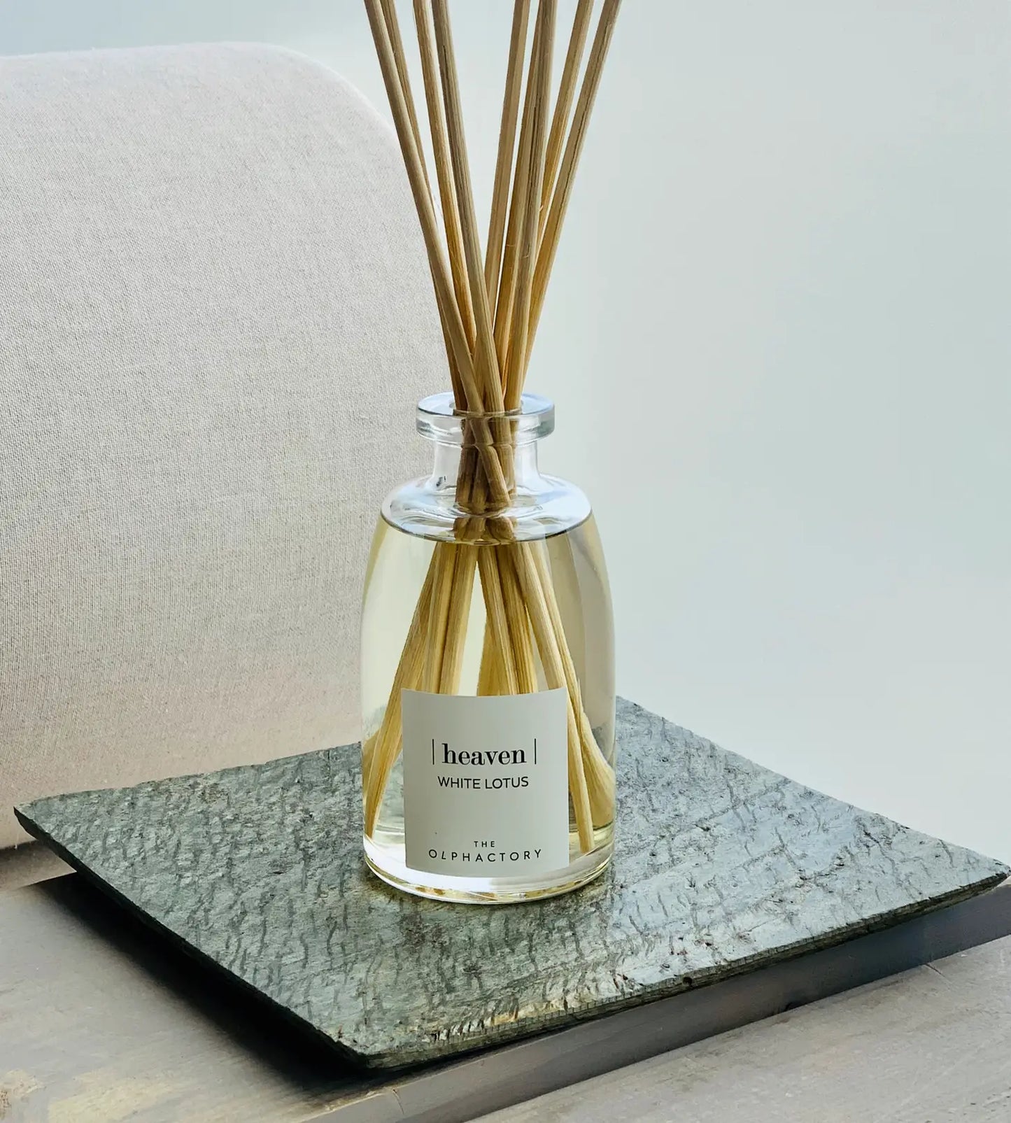 The Olphactory Wandering Goji Black Tea Diffuser