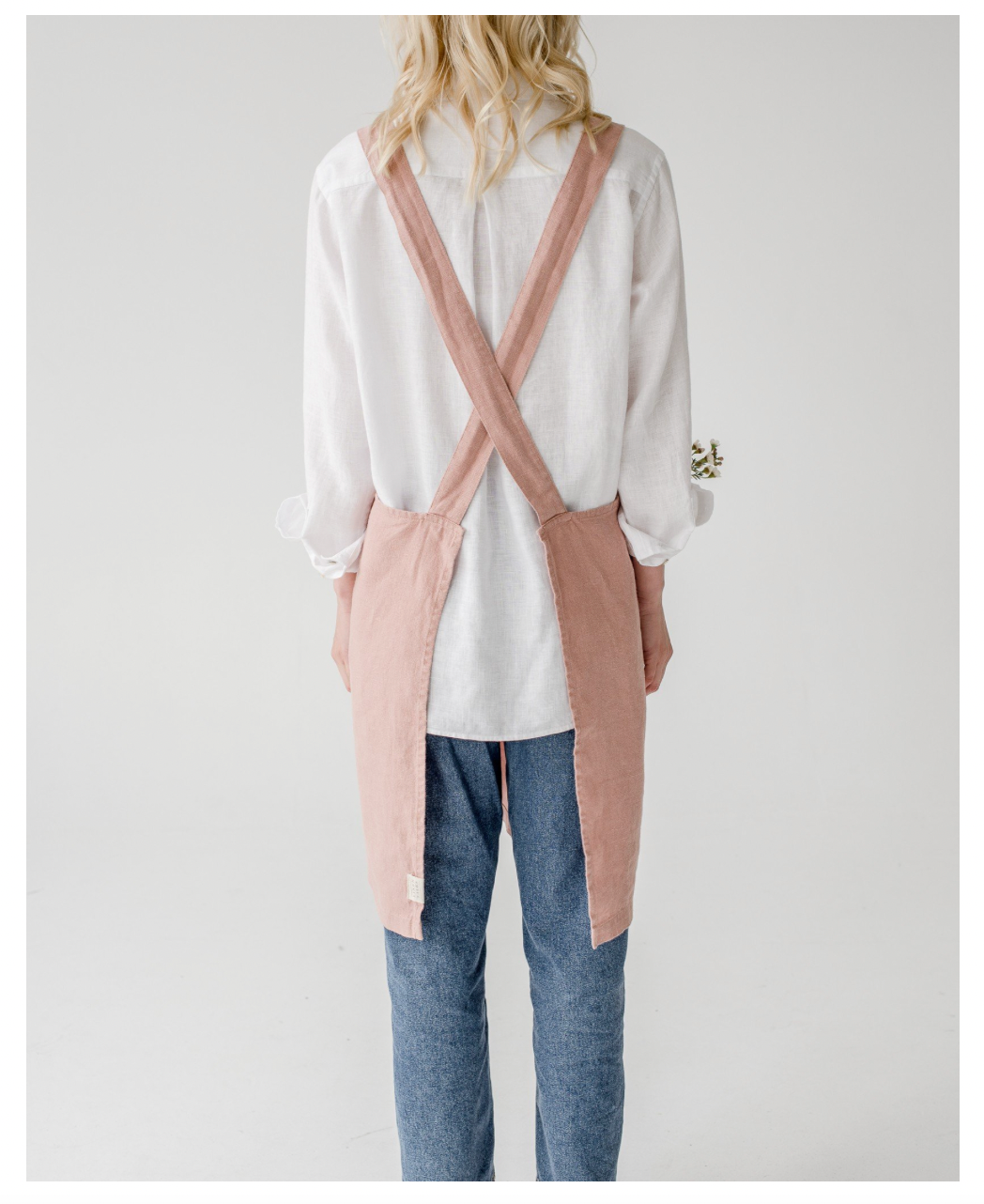 Cafe Creme Linen Crossback Apron