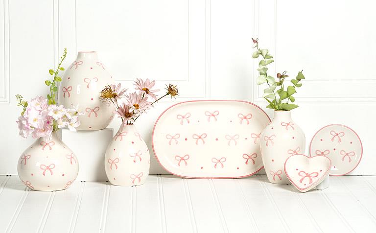Large Ball Vase With Bows