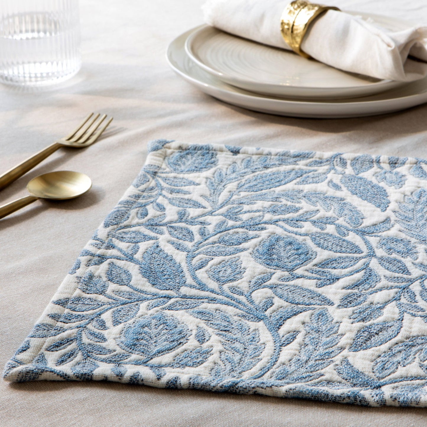 Larkspur Topiary Placemat Set of 2