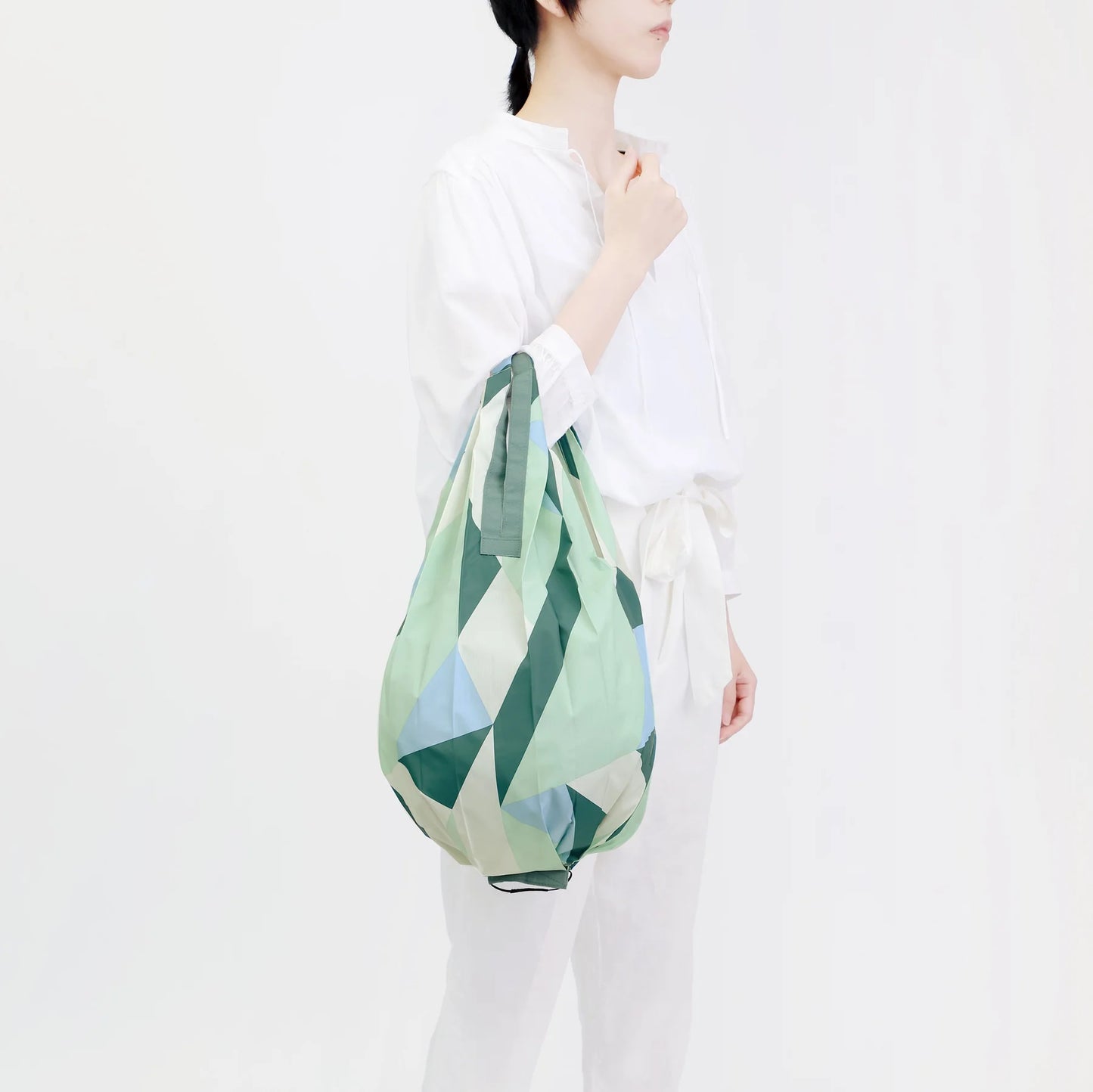 Shupatto Compact Bag Drop Medium Sea Grass