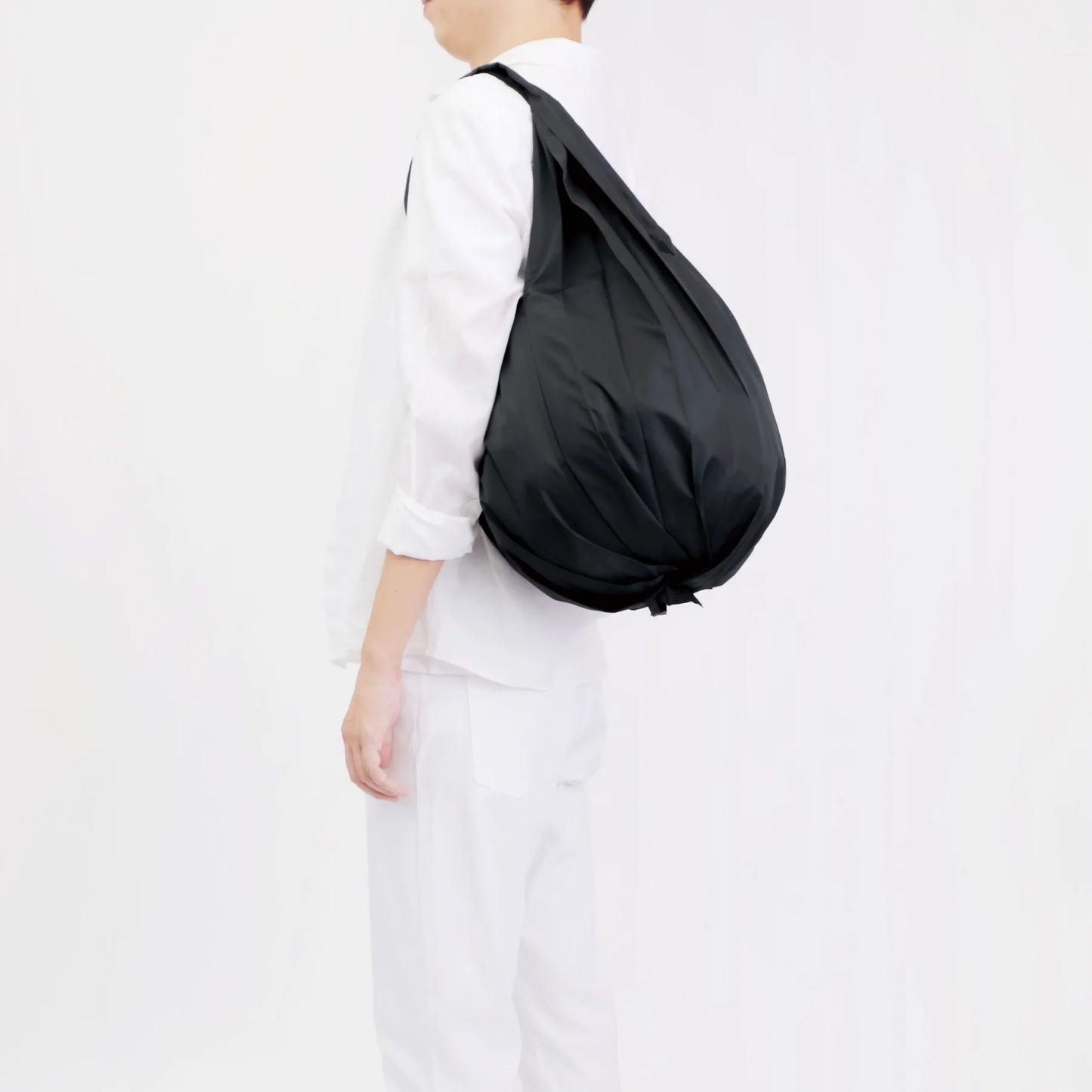 Shupatto Compact Bag Drop Medium Black