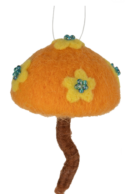 F110 - Felt Mushroom Ornaments Orange And Green