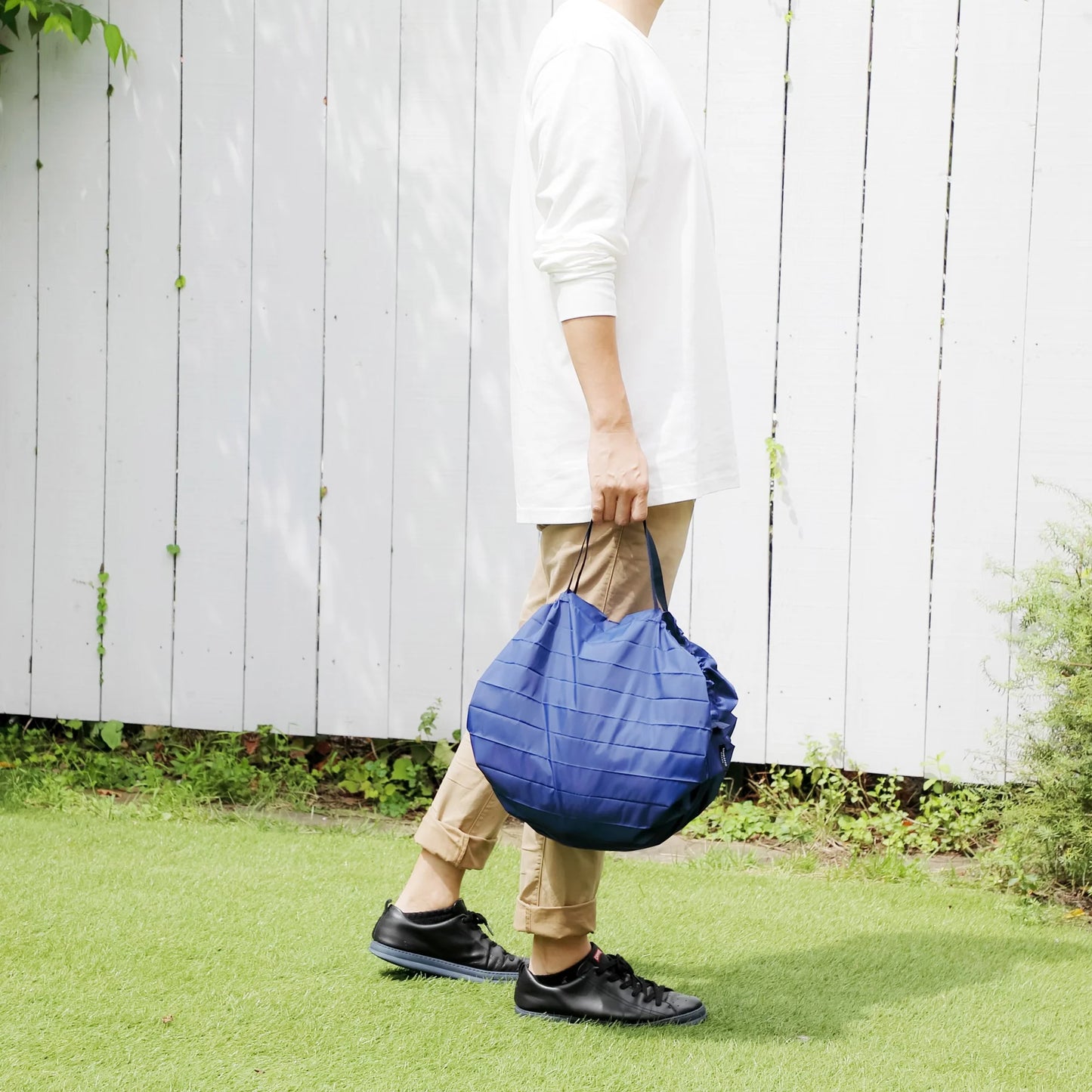 Shupatto Compact Reusable Bag Medium Night Yoru