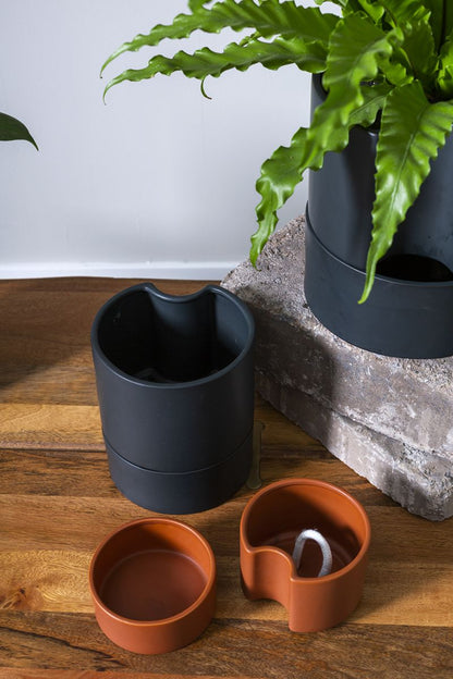Jett Planter Black