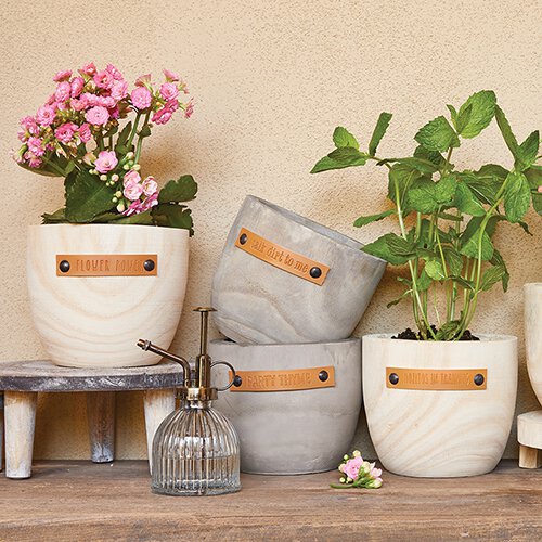 Late Bloomer Wood Planter